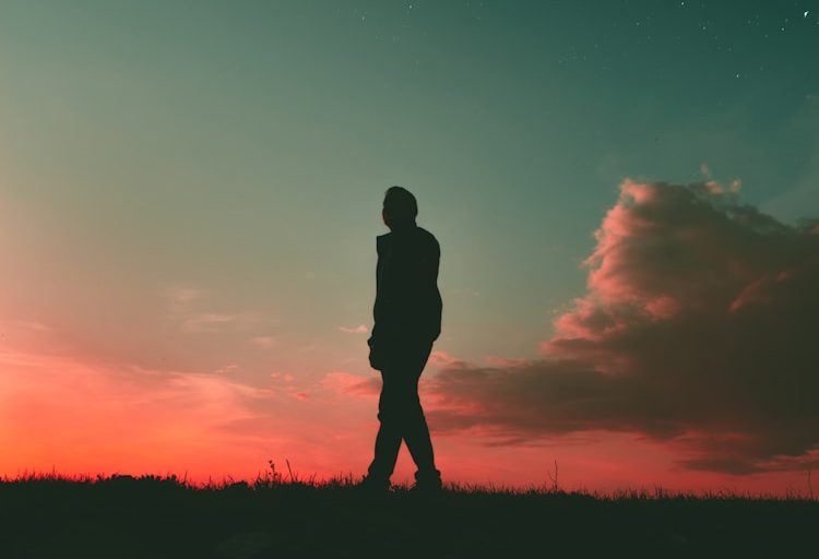 photo-1523780329224-c3be49f59edd